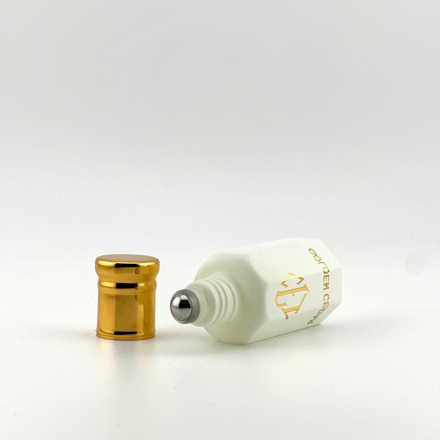 GOLDEN CEDAR